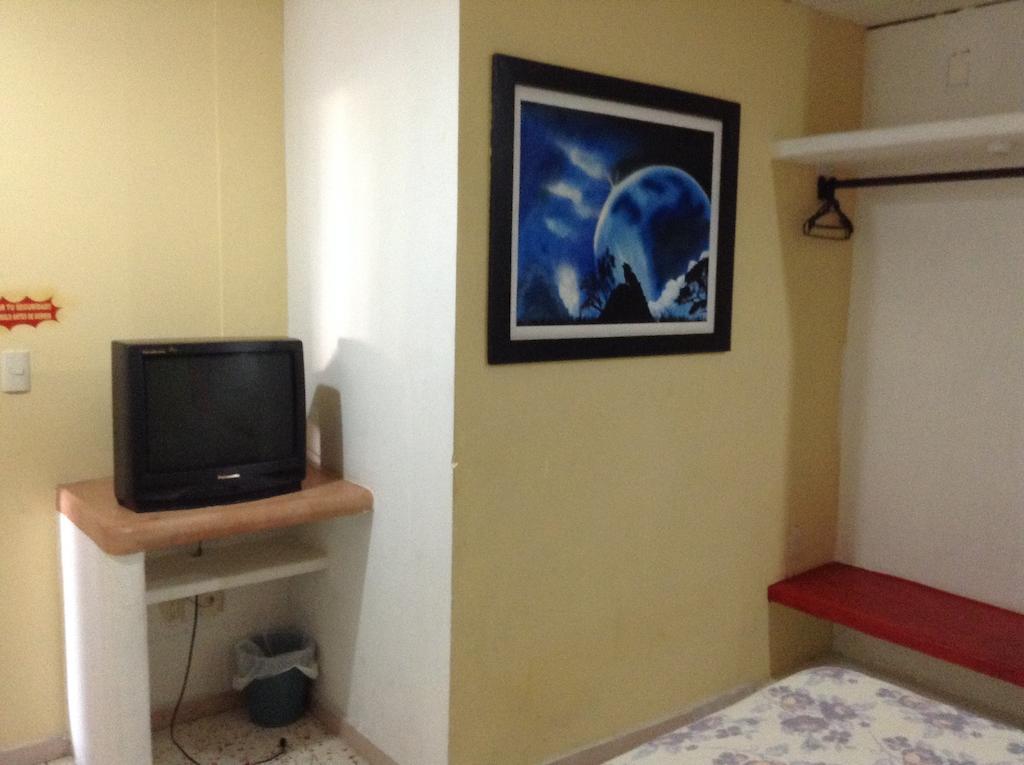 Hotel Arturo'S Сиуатанехо Екстериор снимка