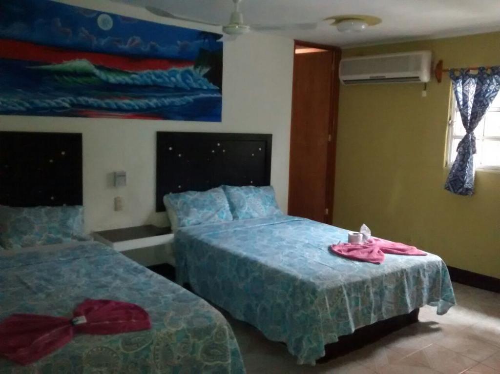 Hotel Arturo'S Сиуатанехо Екстериор снимка
